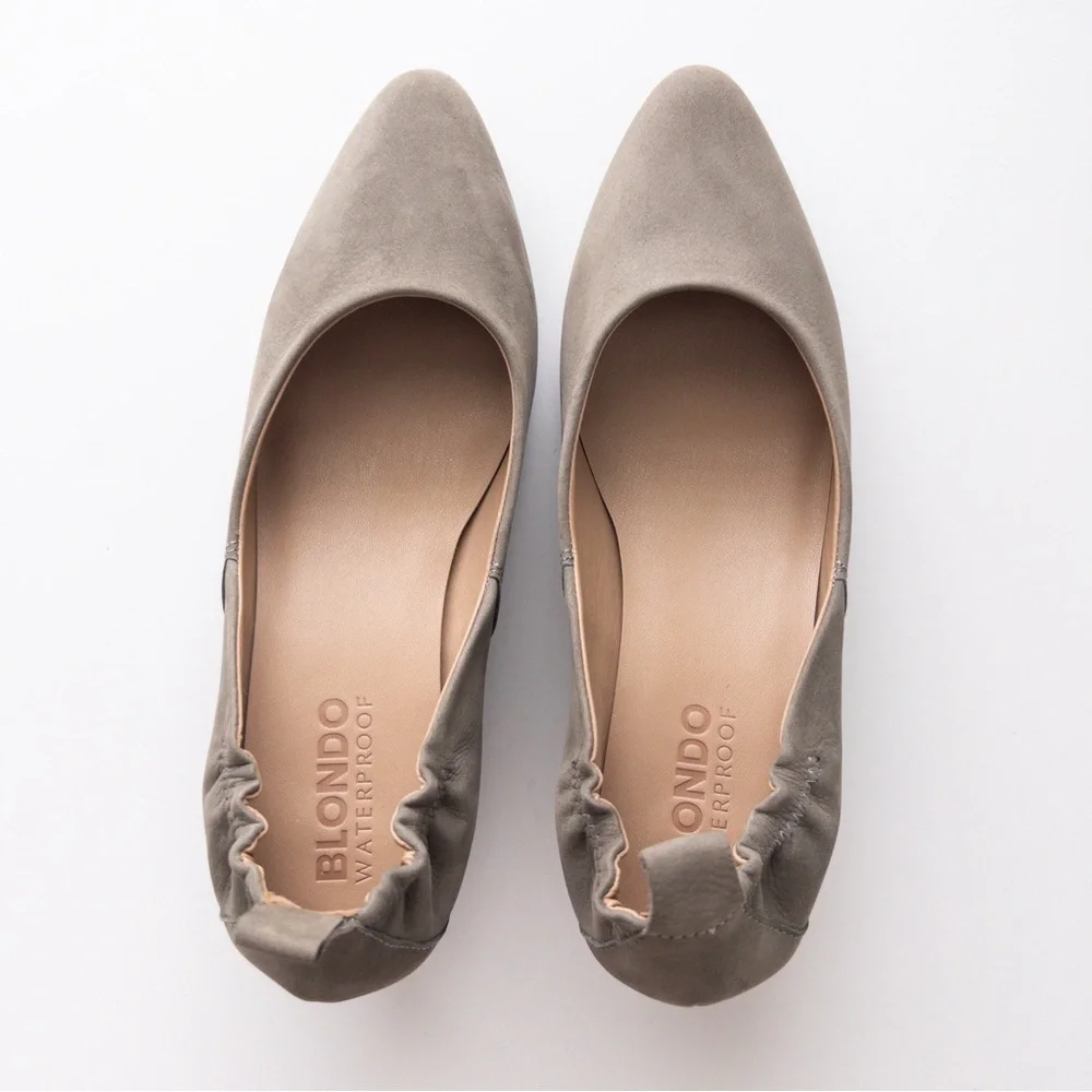 NWOB Blondo Waterproof Etta Wedge Almond Toe Pump‎ in Fallen Rock Nubuck